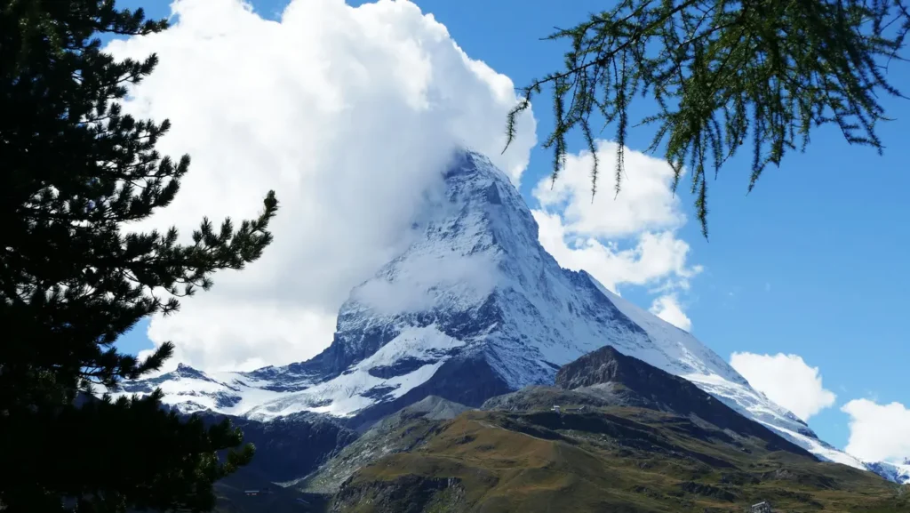 Matterhorn w chmurach