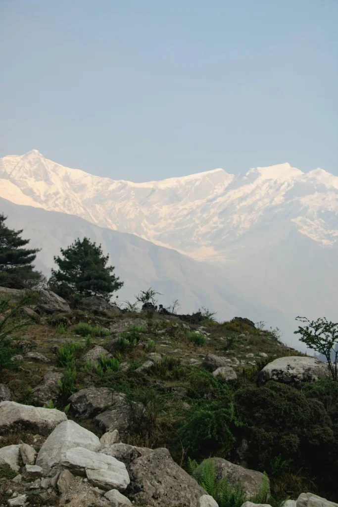 Dhaulagiri widok w oddali
